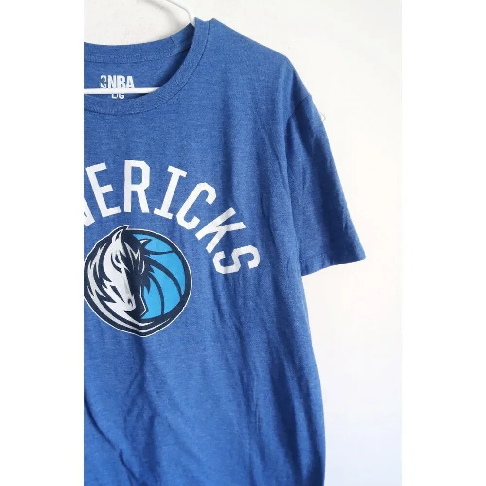 NBA Mavericks Tee - Size Large